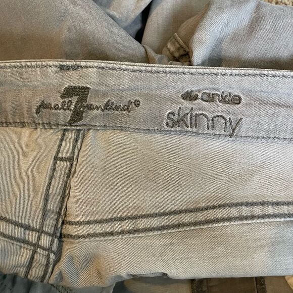 7 For All Mankind Light Gray Ankle Skinny Jeans - Picture 5 of 6